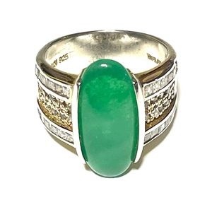 Vintage Silver Chrysoprase ring w/channel set & pave clear stones on either side
